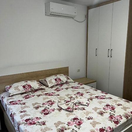 Hermes Elite Apartments Sarandë Eksteriør billede