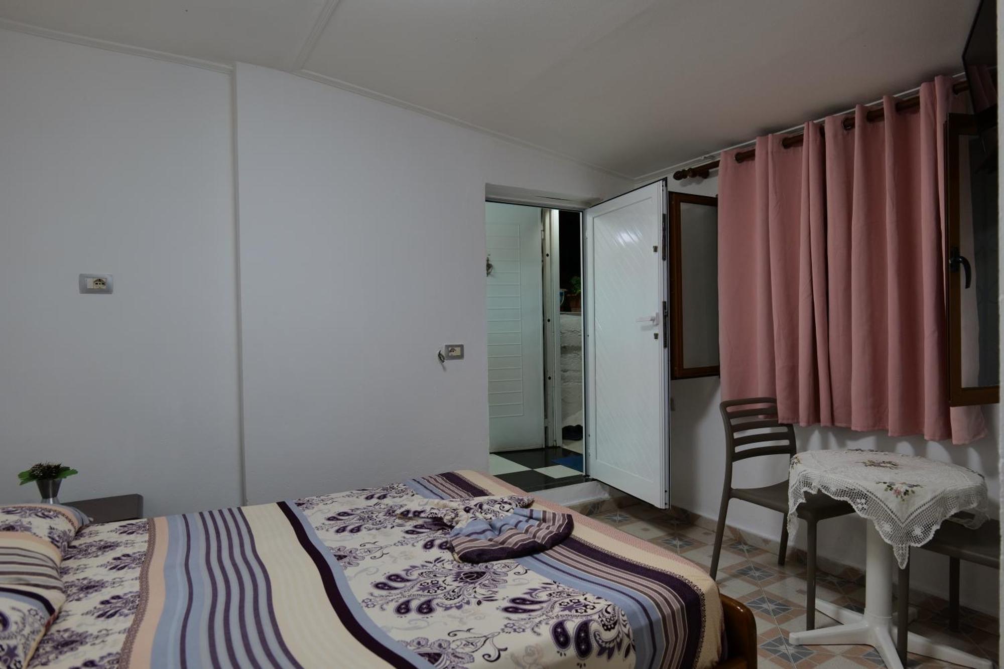 Hermes Elite Apartments Sarandë Eksteriør billede